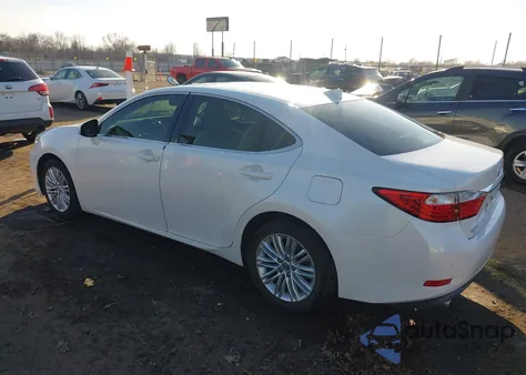 2015 Lexus Es 350 z USA, uszkodzony, nr VIN JTHBK1GG2F2209201